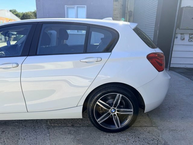BMW 1 Series Hatchback 1.5 116D Sport 5-Door 201665 Black #19