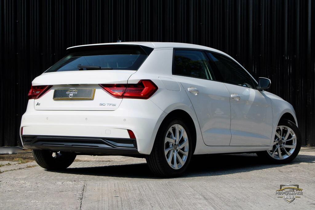 Audi A1 Sport White #4