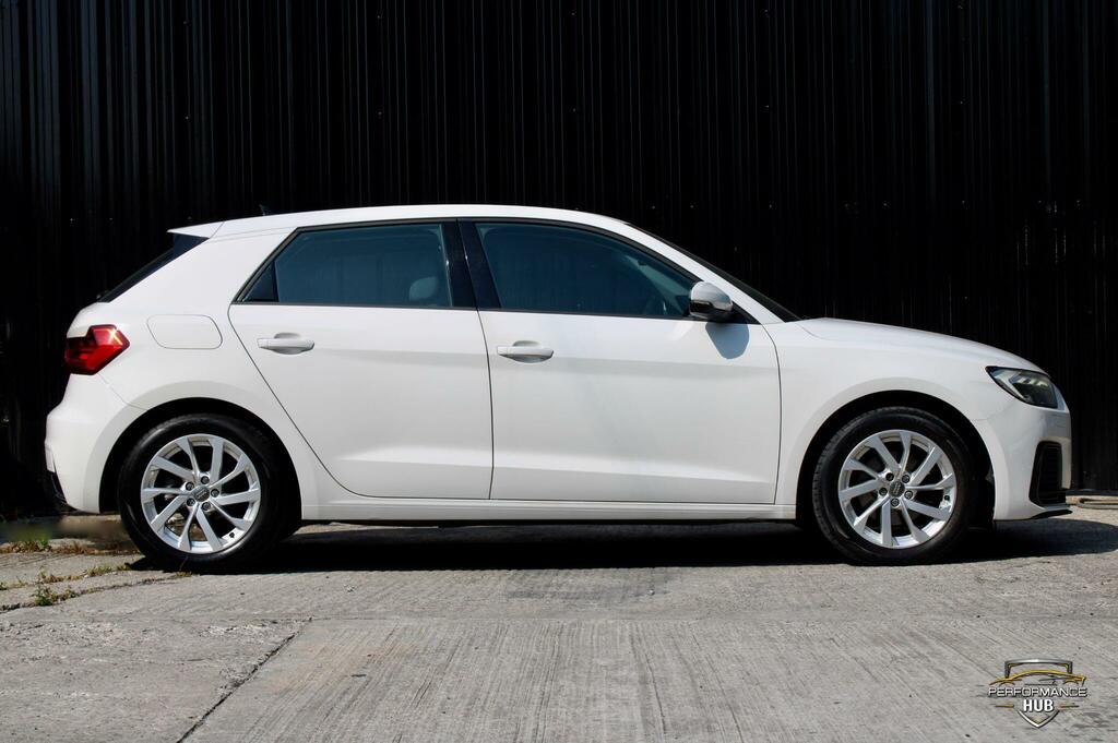 Audi A1 Sport White #3