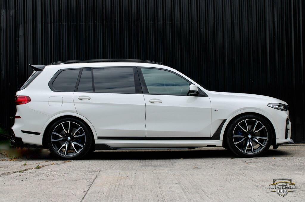 BMW X7 M Sport White #3