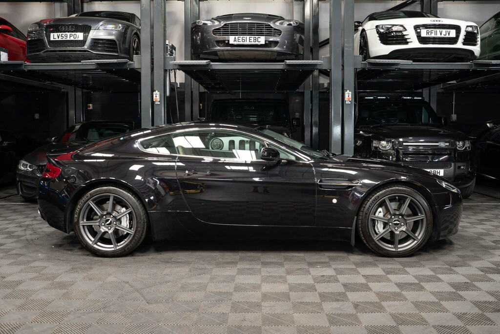 Aston Martin Vantage Hatchback Black #7