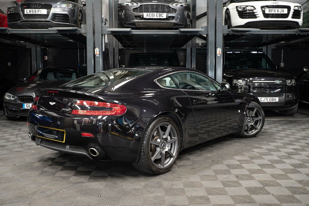 Aston Martin Vantage Hatchback Black #9