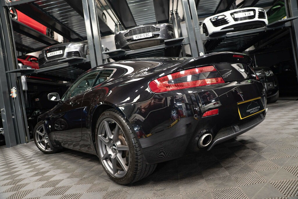 Aston Martin Vantage Hatchback Black #25