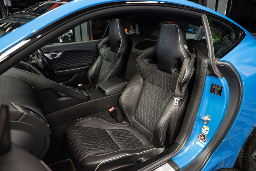 Jaguar F-Type V8 Svr 4Wd #3