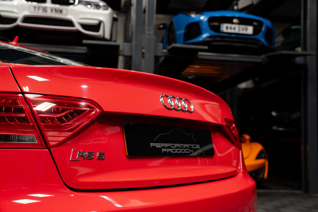 Audi RS5 4.2L Null Red #30
