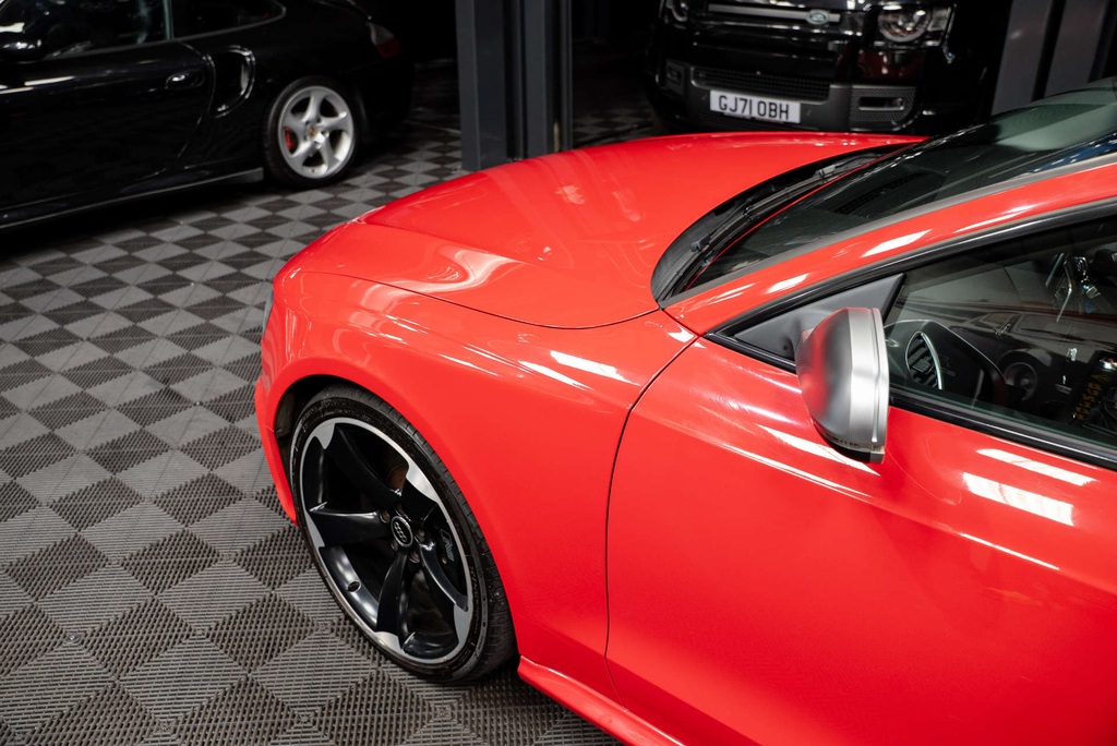 Audi RS5 4.2L Null Red #25