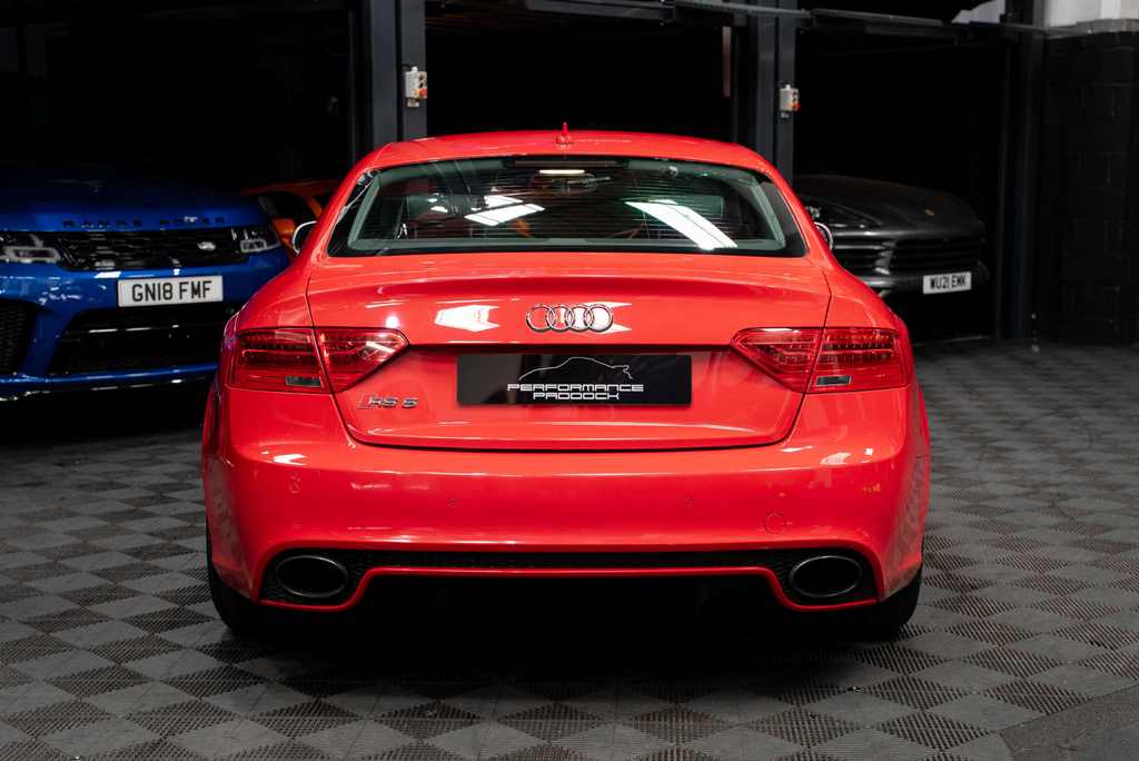 Audi RS5 4.2L Null Red #7