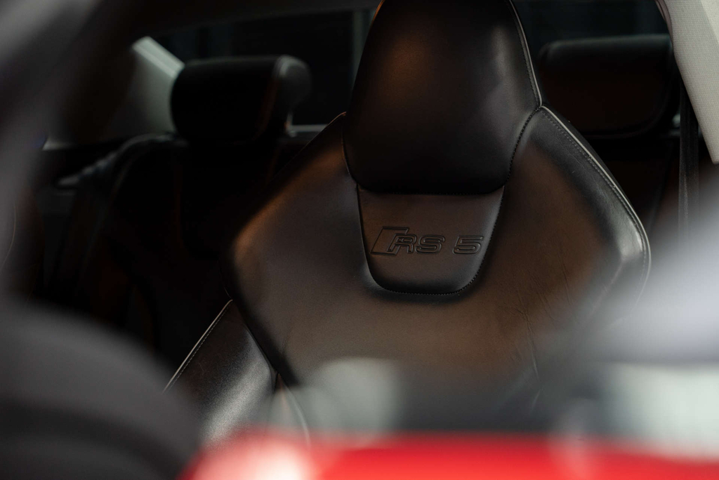 Audi RS5 4.2L Null Red #18