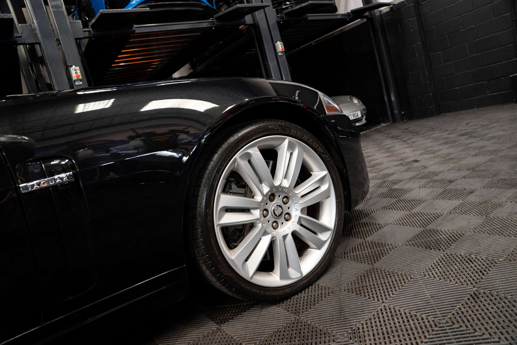 Jaguar XKR Xkr Auto Grey #33