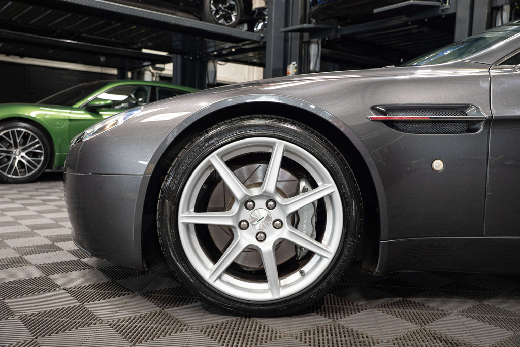 Aston Martin Vantage 4.3 V8 Roadster Silver #13