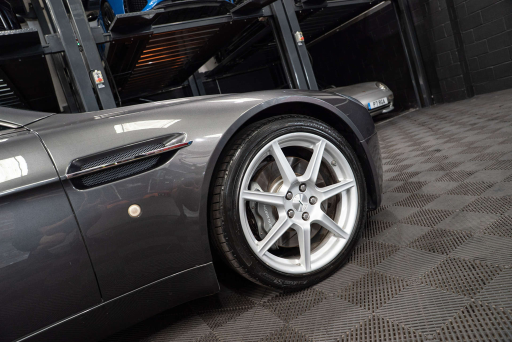 Aston Martin Vantage 4.3 V8 Roadster Silver #28