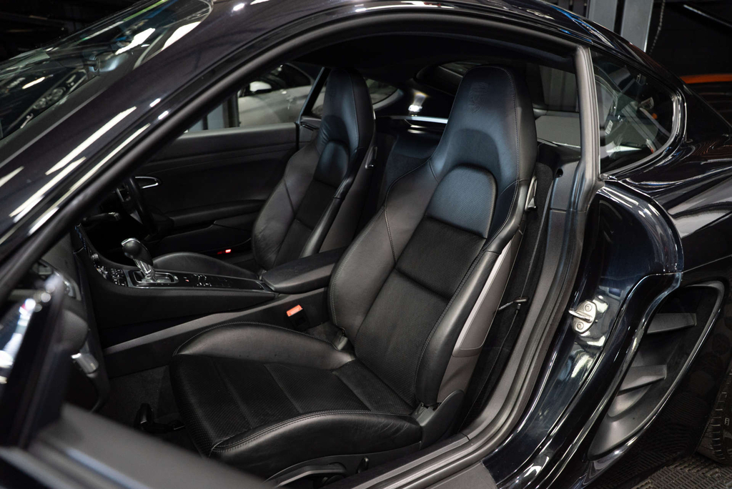Porsche 718 Cayman Semi-auto #2