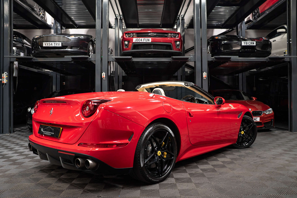 Ferrari California 4.3 2 Plus 2 490 Bhp Black #10