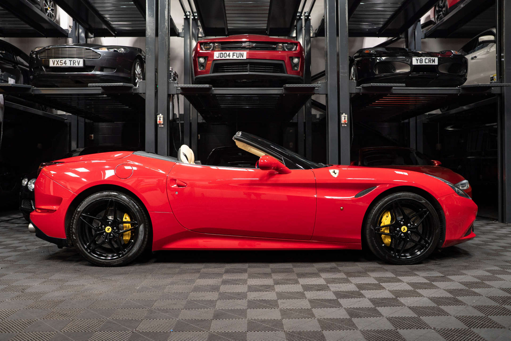 Ferrari California 4.3 2 Plus 2 490 Bhp Black #8