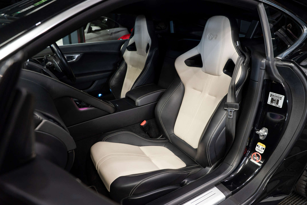Jaguar F-Type R Auto #3