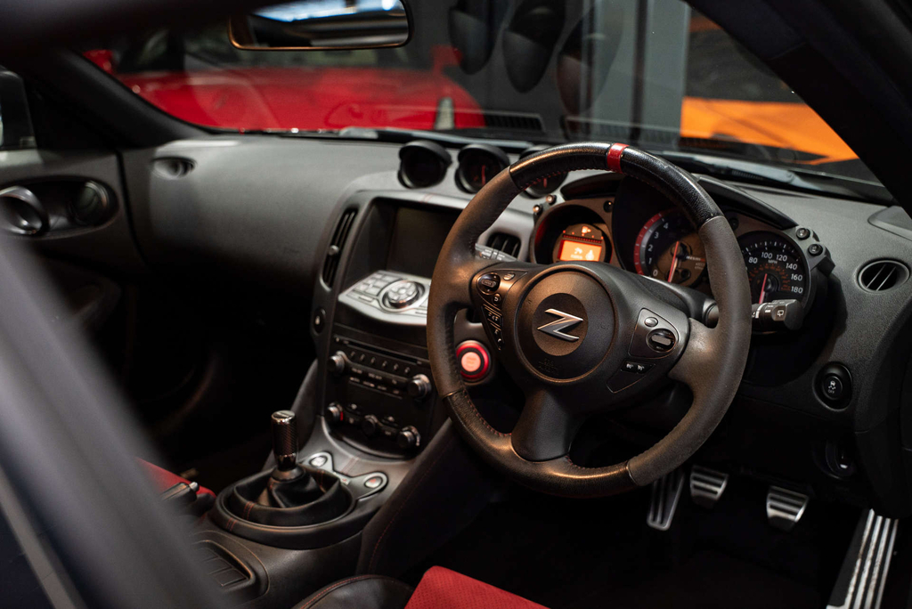 Nissan 370Z Black #10