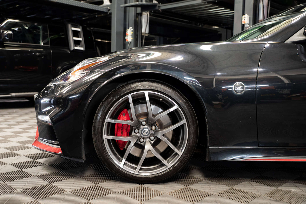 Nissan 370Z Black #14