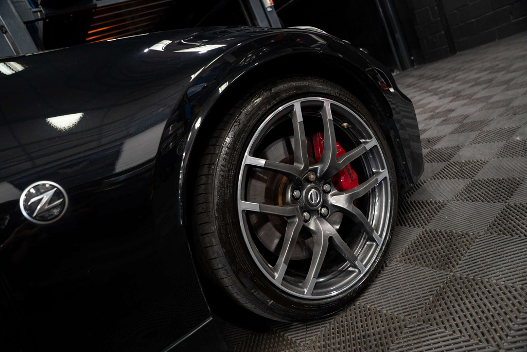 Nissan 370Z Black #20