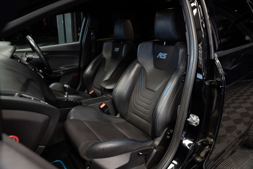 Ford Focus Hatchback 2.0T Ecoboost St-2 Euro 6 Ss 201 Black #3