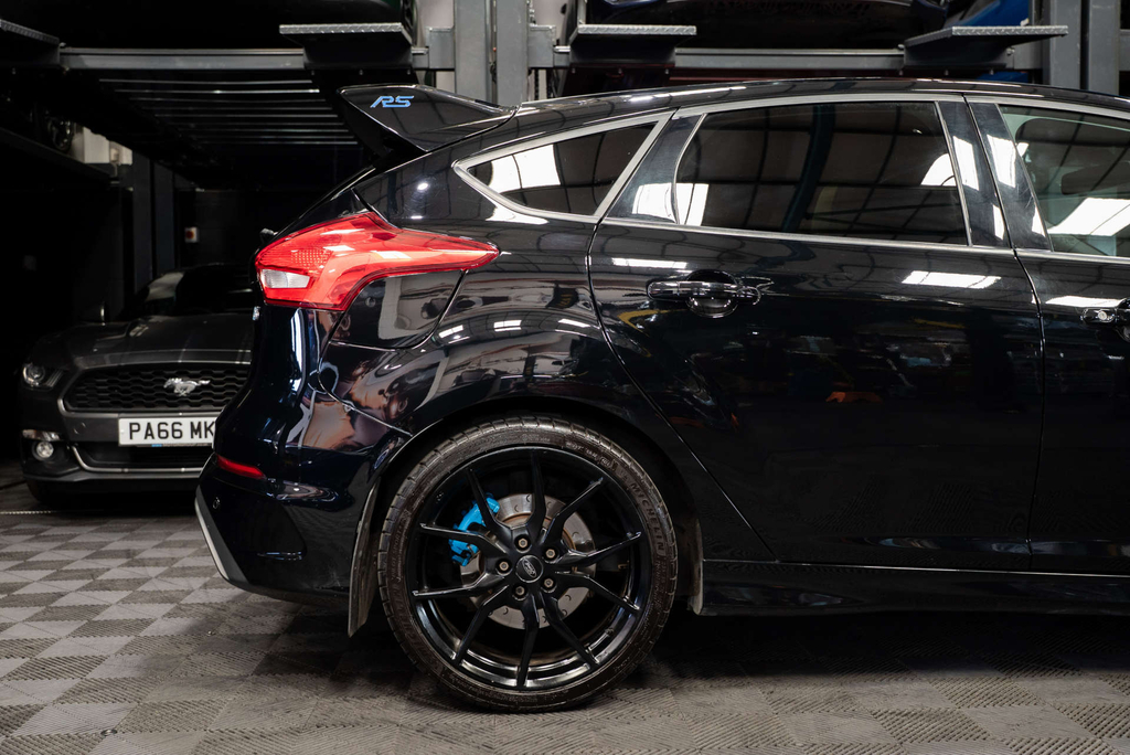 Ford Focus Hatchback 2.0T Ecoboost St-2 Euro 6 Ss 201 Black #26