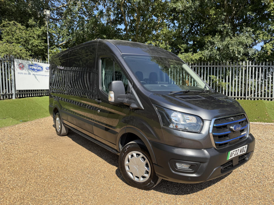 Ford Transit Custom E-transit 350 AF22WBZ Black