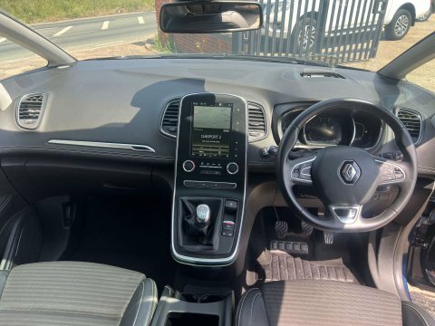 Renault Grand Scenic 1.3 Tce 140 Signature #17