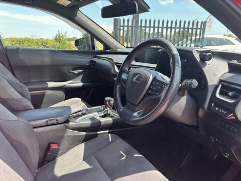 Lexus UX Hatchback 250H Premium Plus White #18