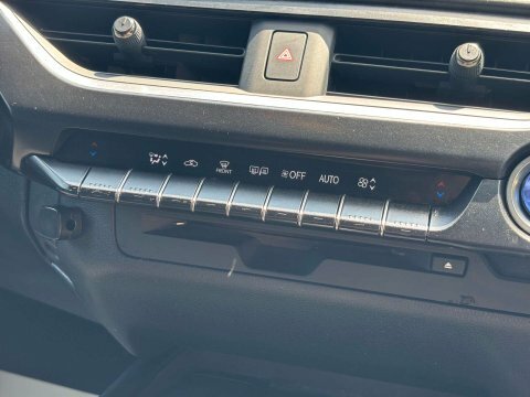 Lexus UX Hatchback 250H Premium Plus White #24