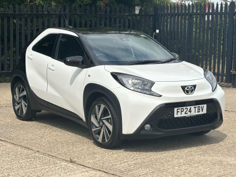 Toyota Aygo X 1.0 Aygo X White #6