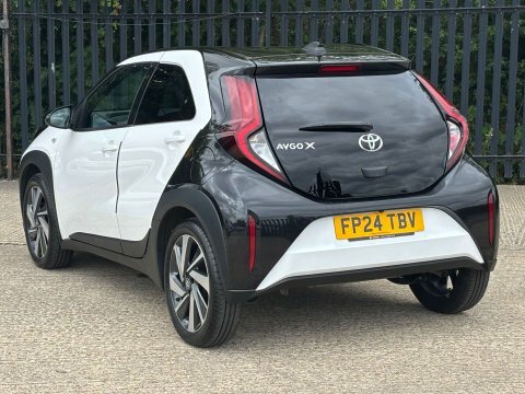 Toyota Aygo X Edge White #16