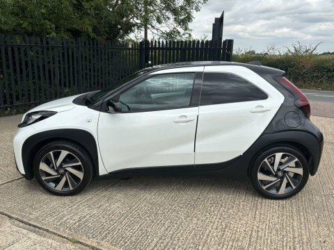 Toyota Aygo X Edge White #18