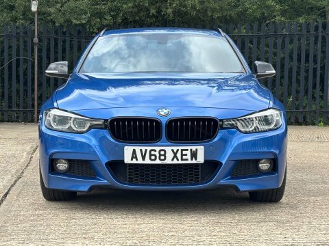 BMW 3 Series 2.0 330I M AV68XEW Blue #4