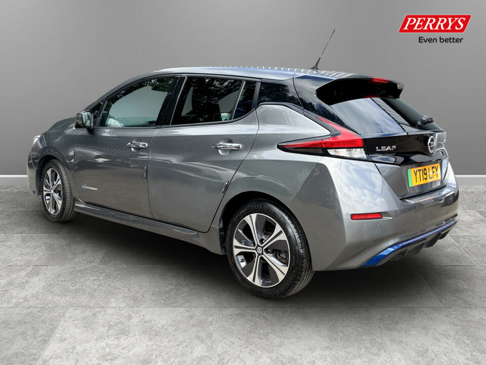 Nissan Leaf 110Kw Tekna 40Kwh Grey #5
