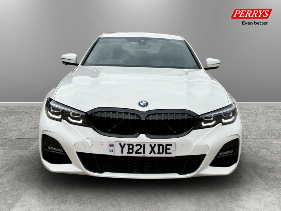 BMW 3 Series 320I M Sport Step YB21XDE White #2