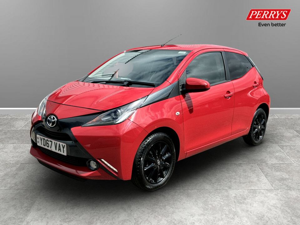 Toyota Aygo 1.0 Vvt-i X-style YD67VAY Red #3
