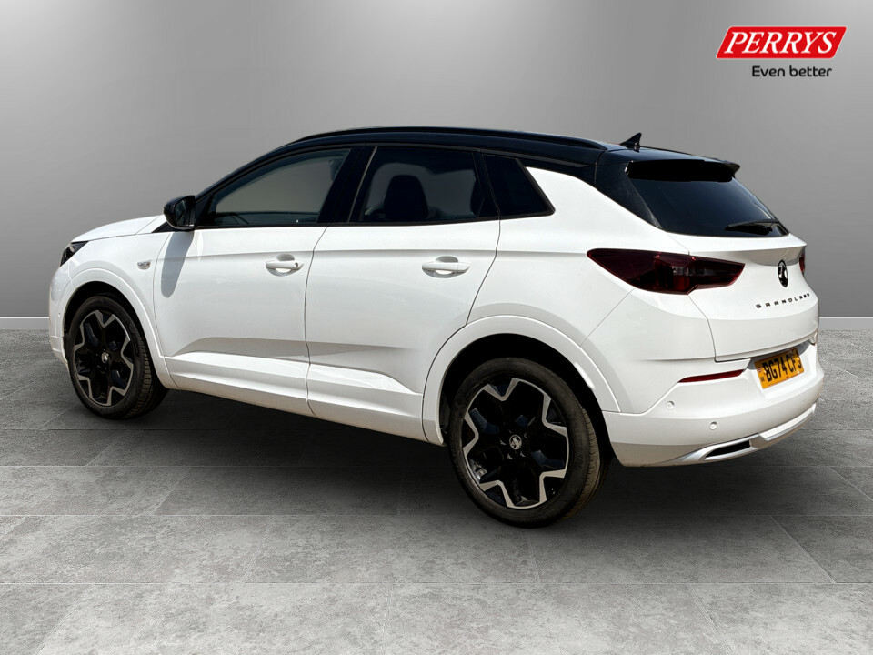 Vauxhall Grandland 1.2 Turbo Ultimate BG74CFJ White #5