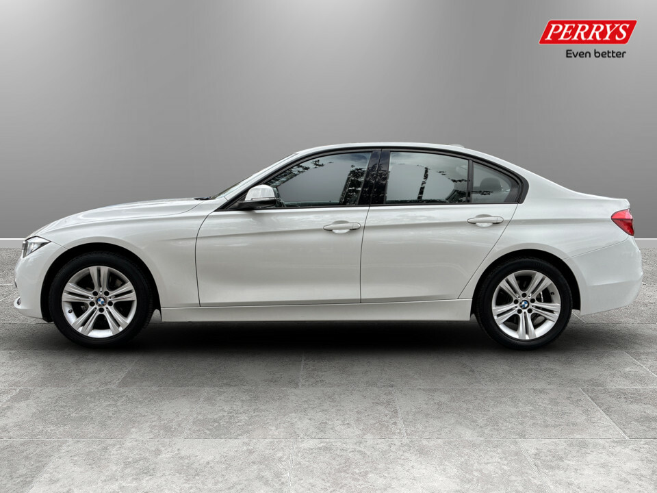 BMW 3 Series 318I Sport White #4