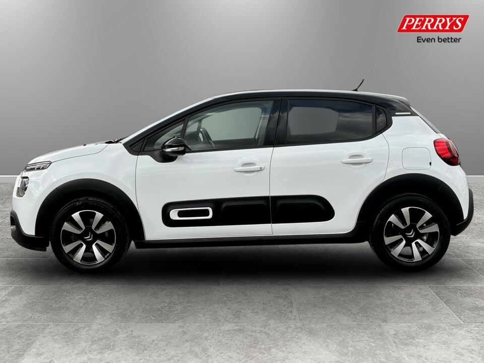 Citroen C3 1.2 Puretech 110 Plus Eat6 VN74GXD White #4