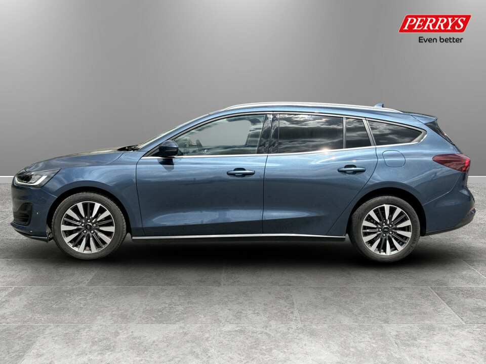 Ford Focus 1.0 Ecoboost Hybrid Mhev Titanium X YP23XLU Blue #4