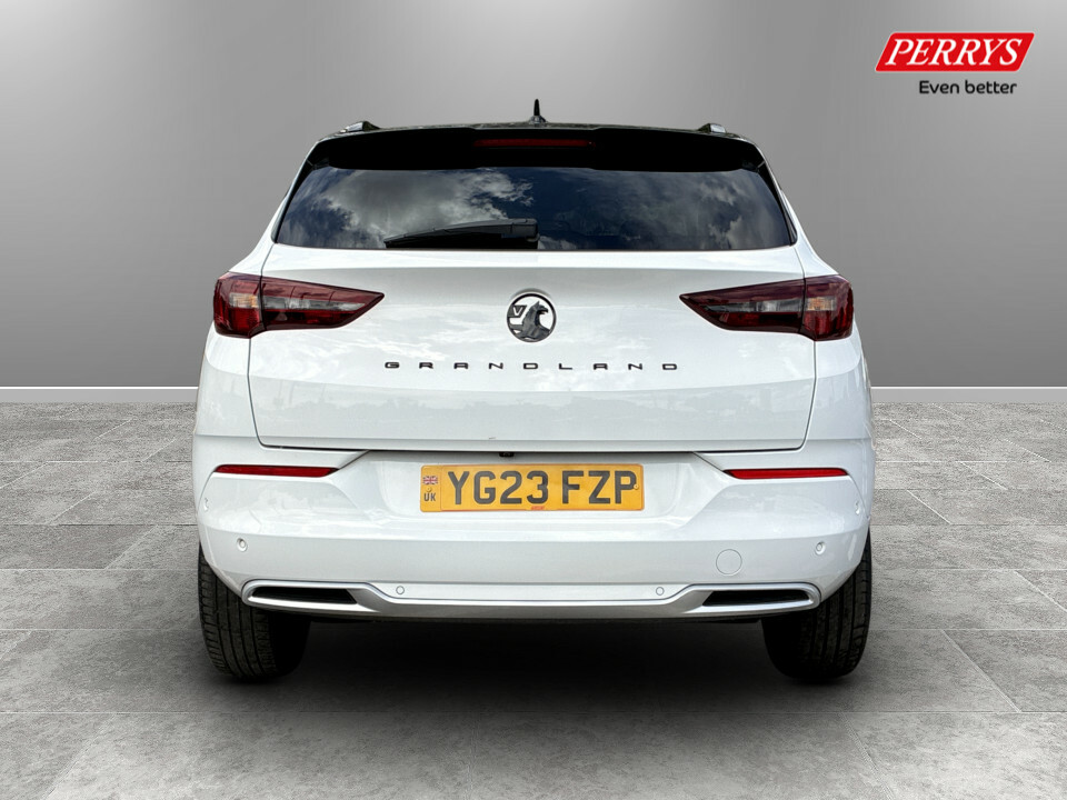 Vauxhall Grandland 1.2 Turbo Ultimate YG23FZP White #6