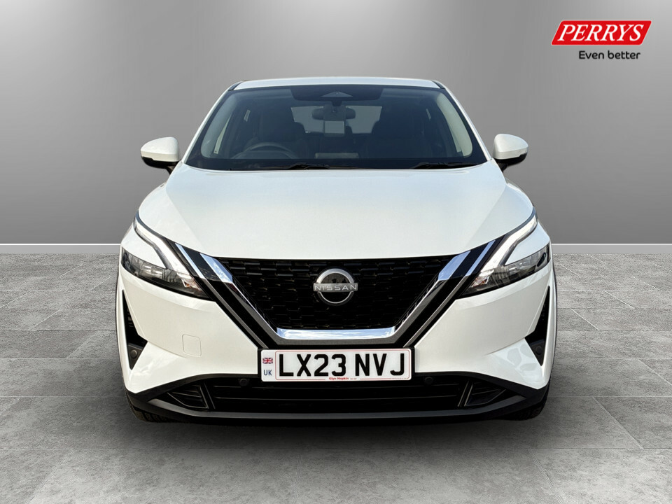 Nissan Qashqai 1.3 Dig-t Mh 158 Acenta Premium Xtronic White #2