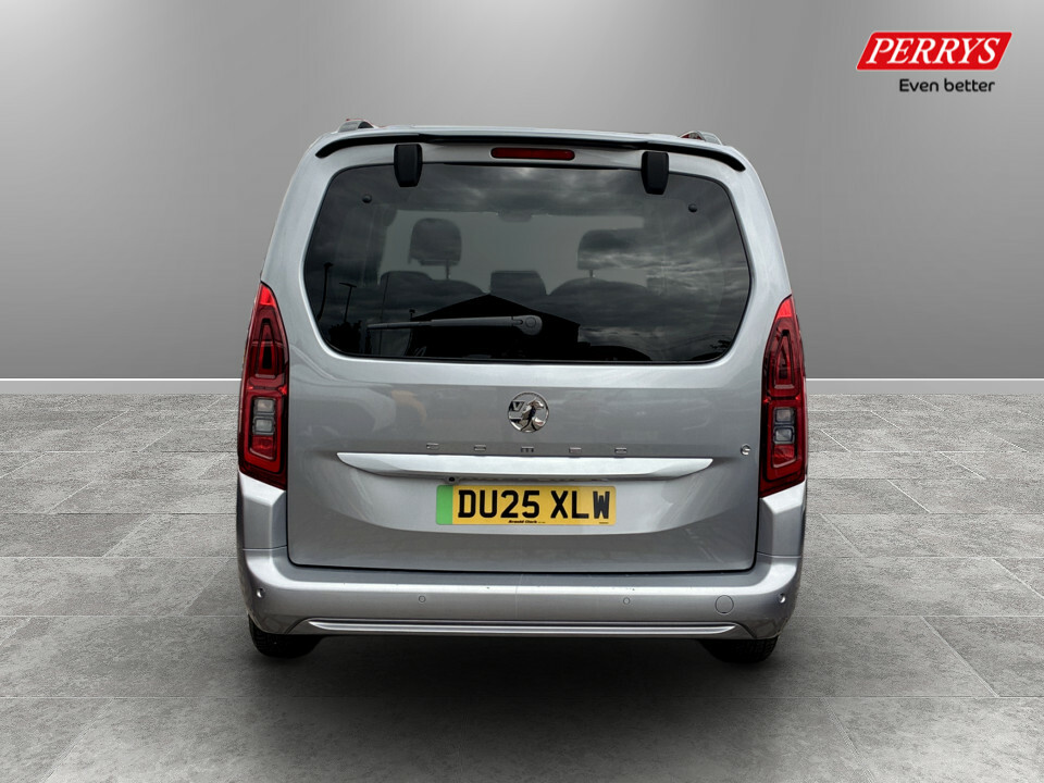 Vauxhall Combo-e Life Combo Life 100Kw Ultimate XL 52Kwh Estate Grey #6