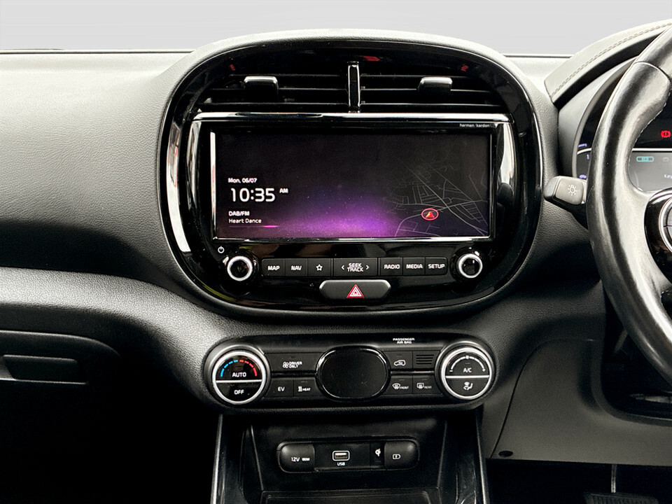 Kia Soul 150Kw Motor First Edition White #18