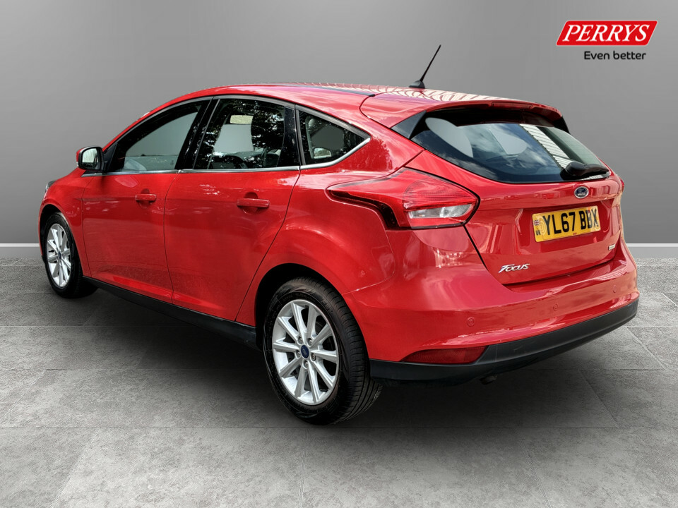 Ford Focus 1.0 Ecoboost 125 Titanium YL67BBX Red #5