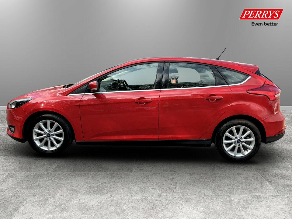 Ford Focus 1.0 Ecoboost 125 Titanium YL67BBX Red #4
