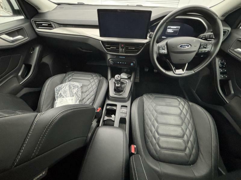 Ford Focus 1.0 Ecoboost Titanium X YB23OJZ White #4