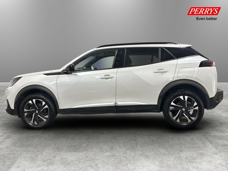Peugeot 2008 1.2 Puretech 130 Allure Premium Eat8 PE23VYC White #4