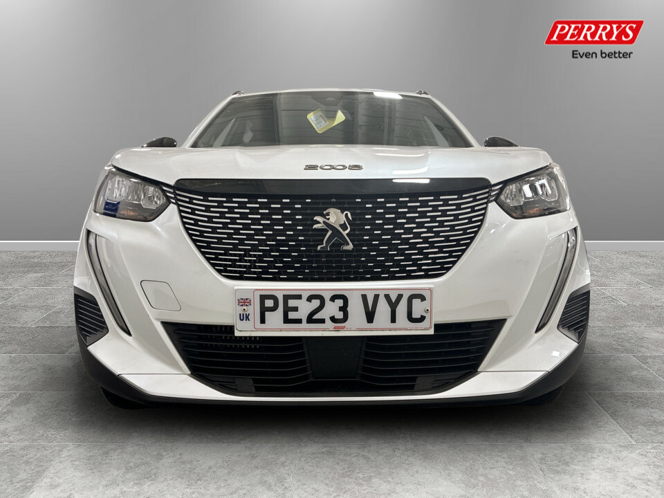 Peugeot 2008 1.2 Puretech 130 Allure Premium Eat8 PE23VYC White #2