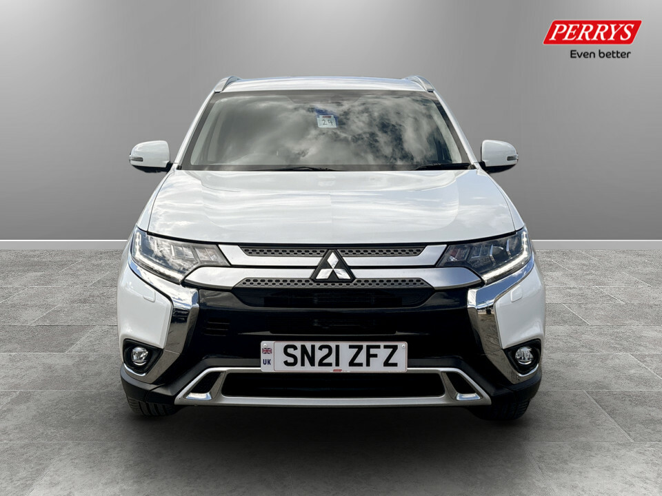 Mitsubishi Outlander 2.0 Exceed Cvt White #2