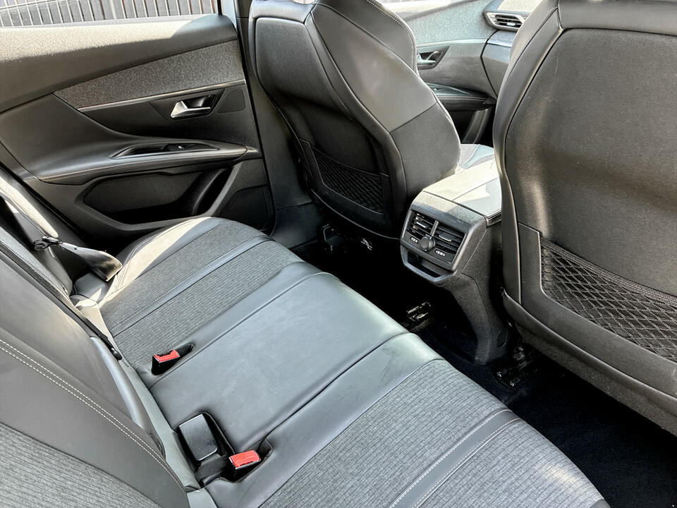 Peugeot 3008 Bluehdi Ss Allure White #14